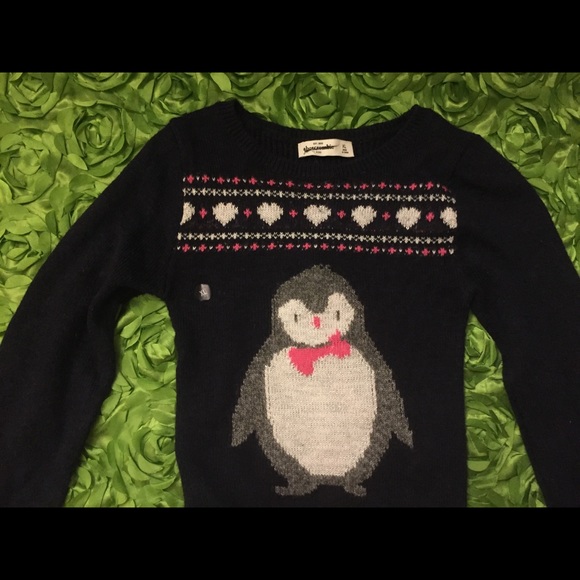 Abercrombie Sweater - Picture 2 of 4